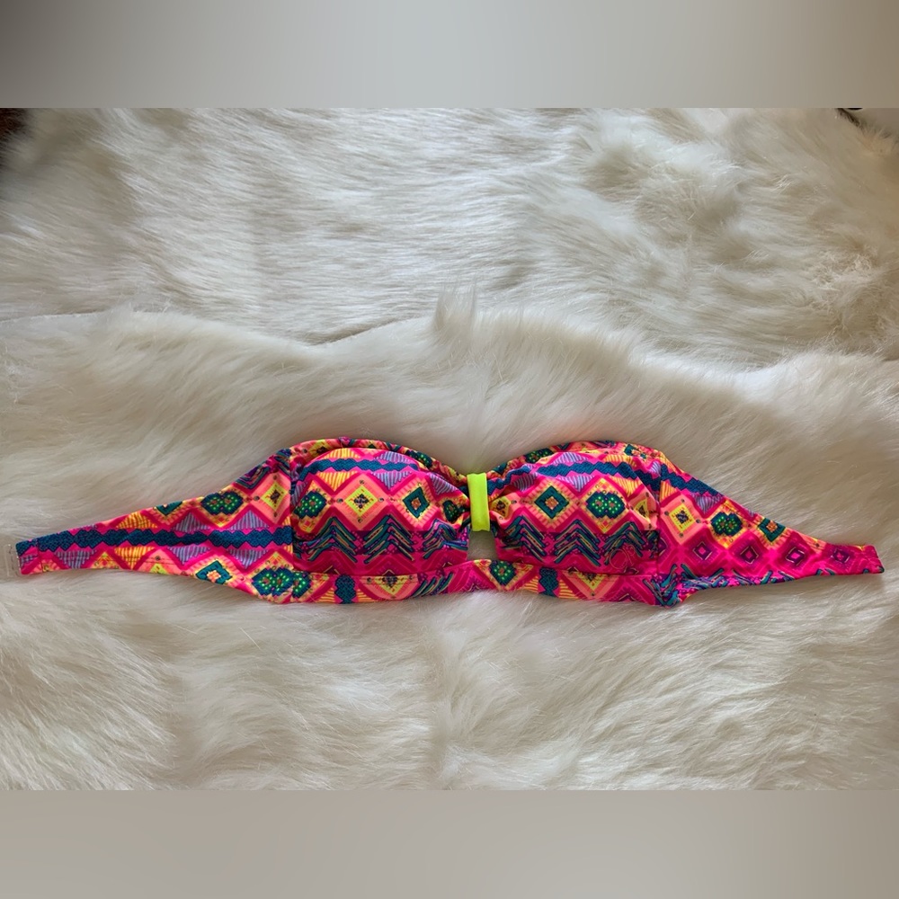 Op women’s bikini top